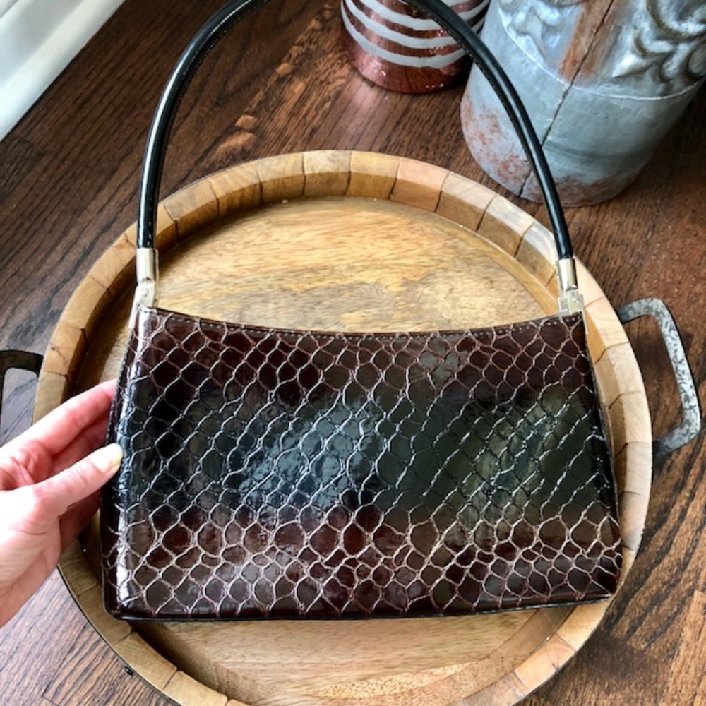 Pretty Brown Faux Leather Purse